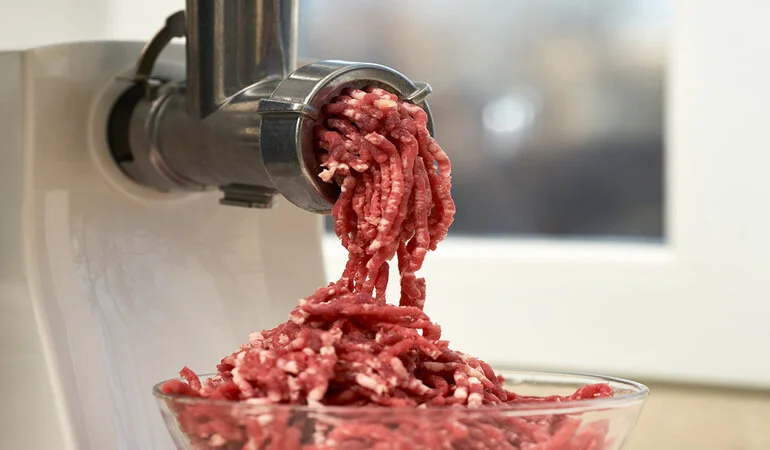 Kıyma Makinesi Nasıl Çalışır ?